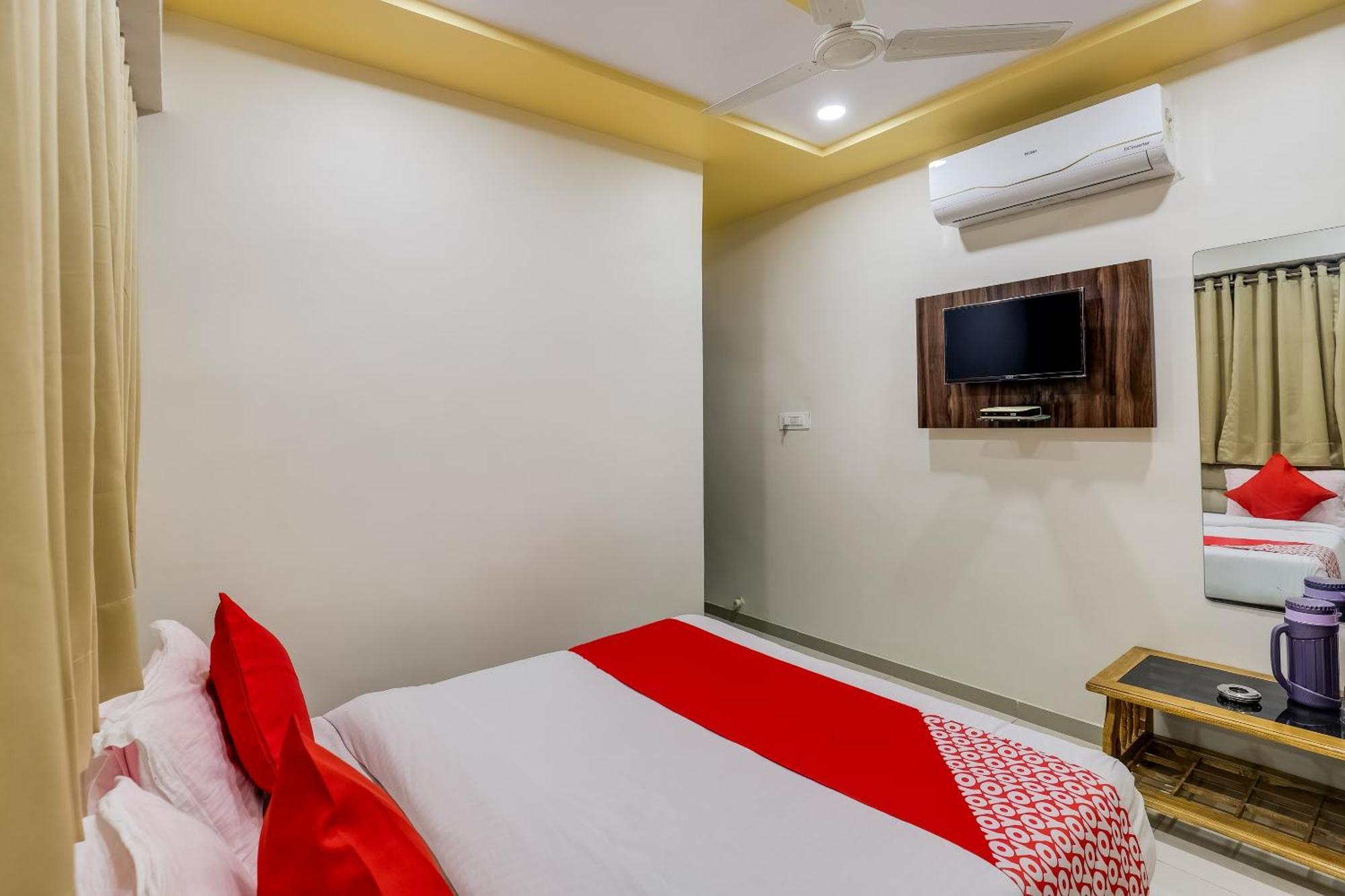 Collection O Hotel Alice Ahmedabad Ngoại thất bức ảnh